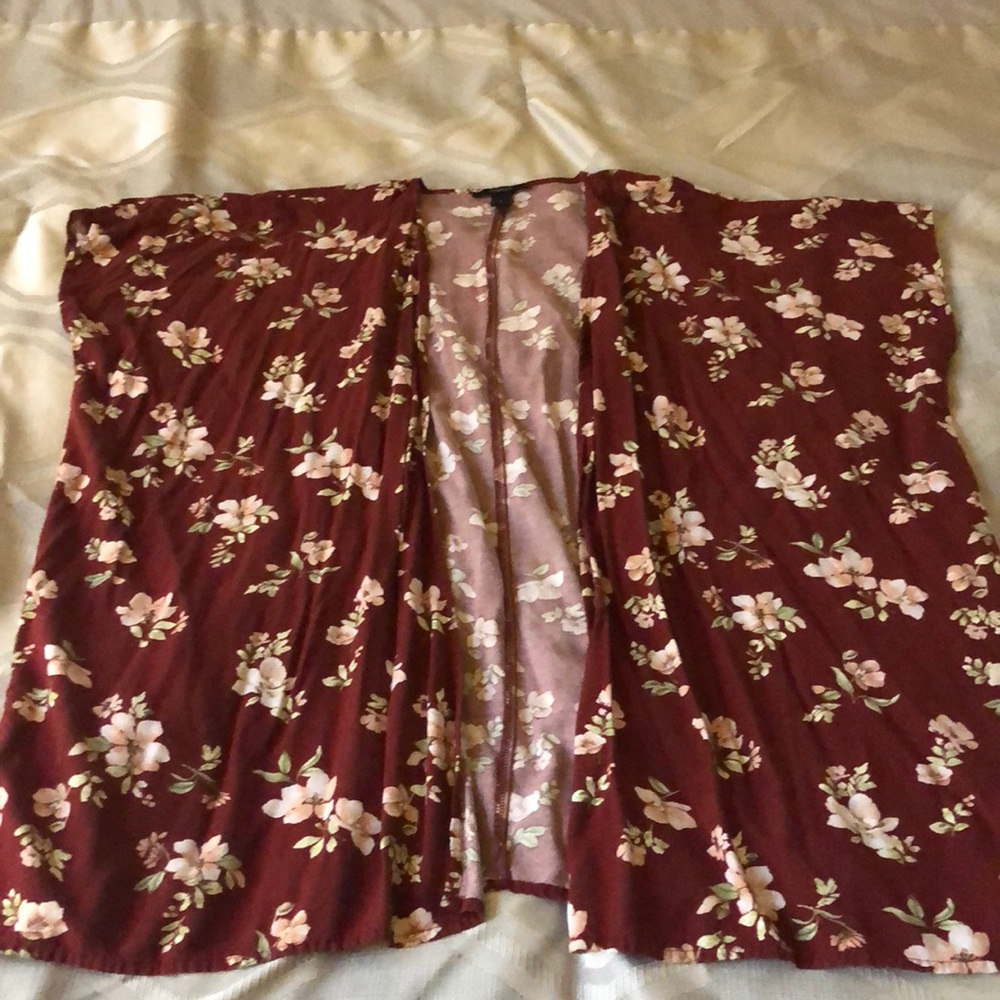 Forever 21 women’s kimono cover up